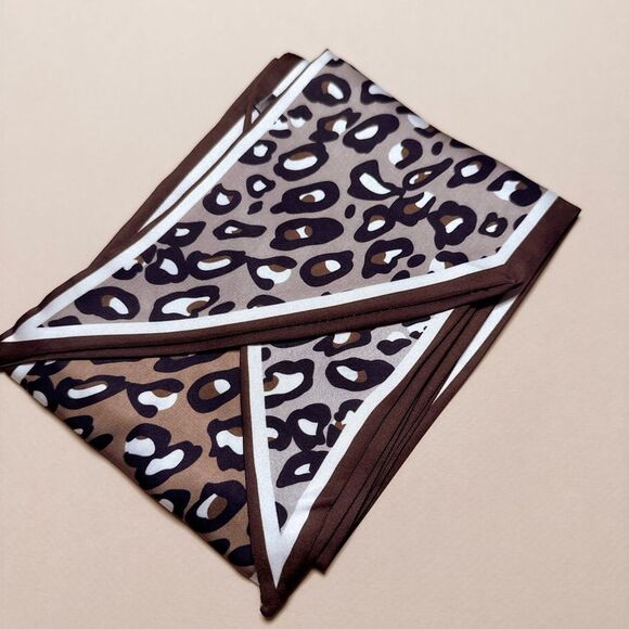 Leopard Print Scarf G28 - Picture 3 of 4